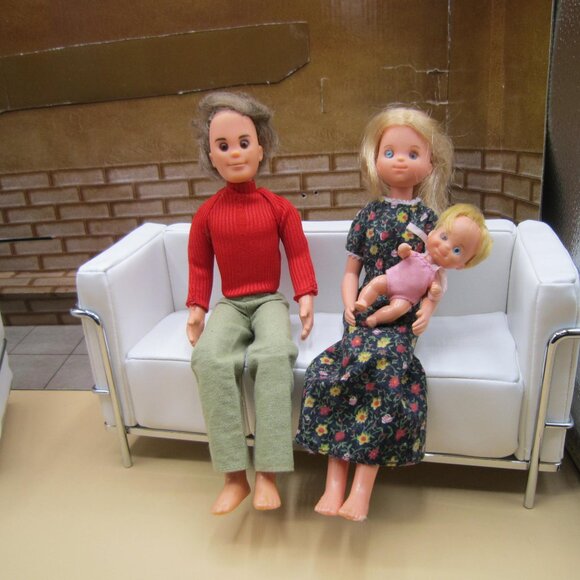 Mattel Vintage Sunshine Family Dolls (set of 3) - Picture 3 of 4